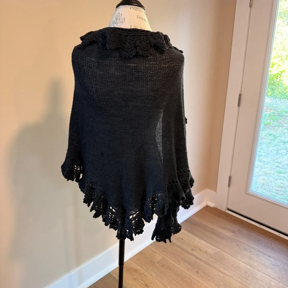 Women's Black Crochet Ruffled Shawl One Size - Picture 3 of 3